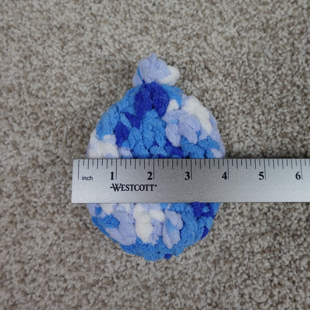 Handmade Reusable Crochet Water Balloons Set of 4 Blue White Variegated Chenille - Picture 3 of 4
